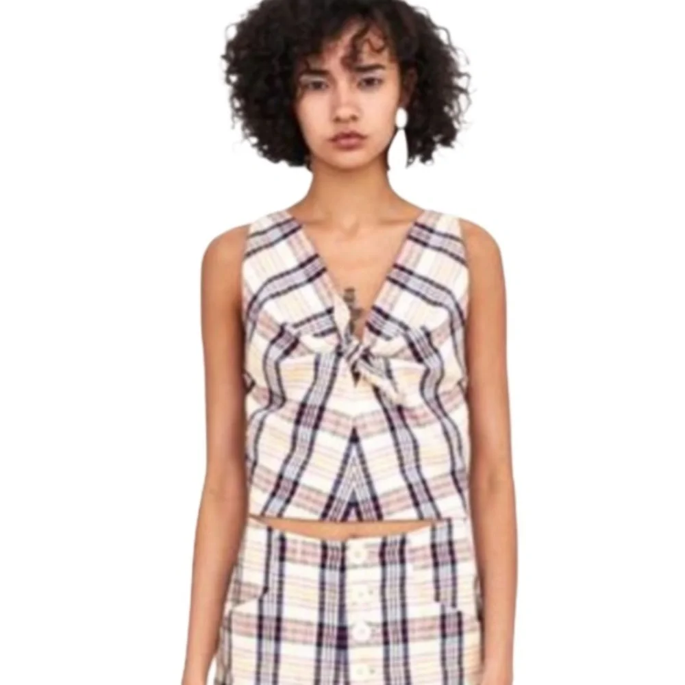 Zara checked twist front sleeveless crop top m